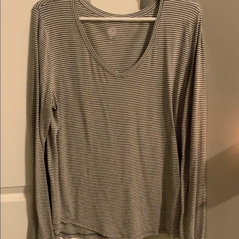 2 for $10 sale! Relaxed fit tee